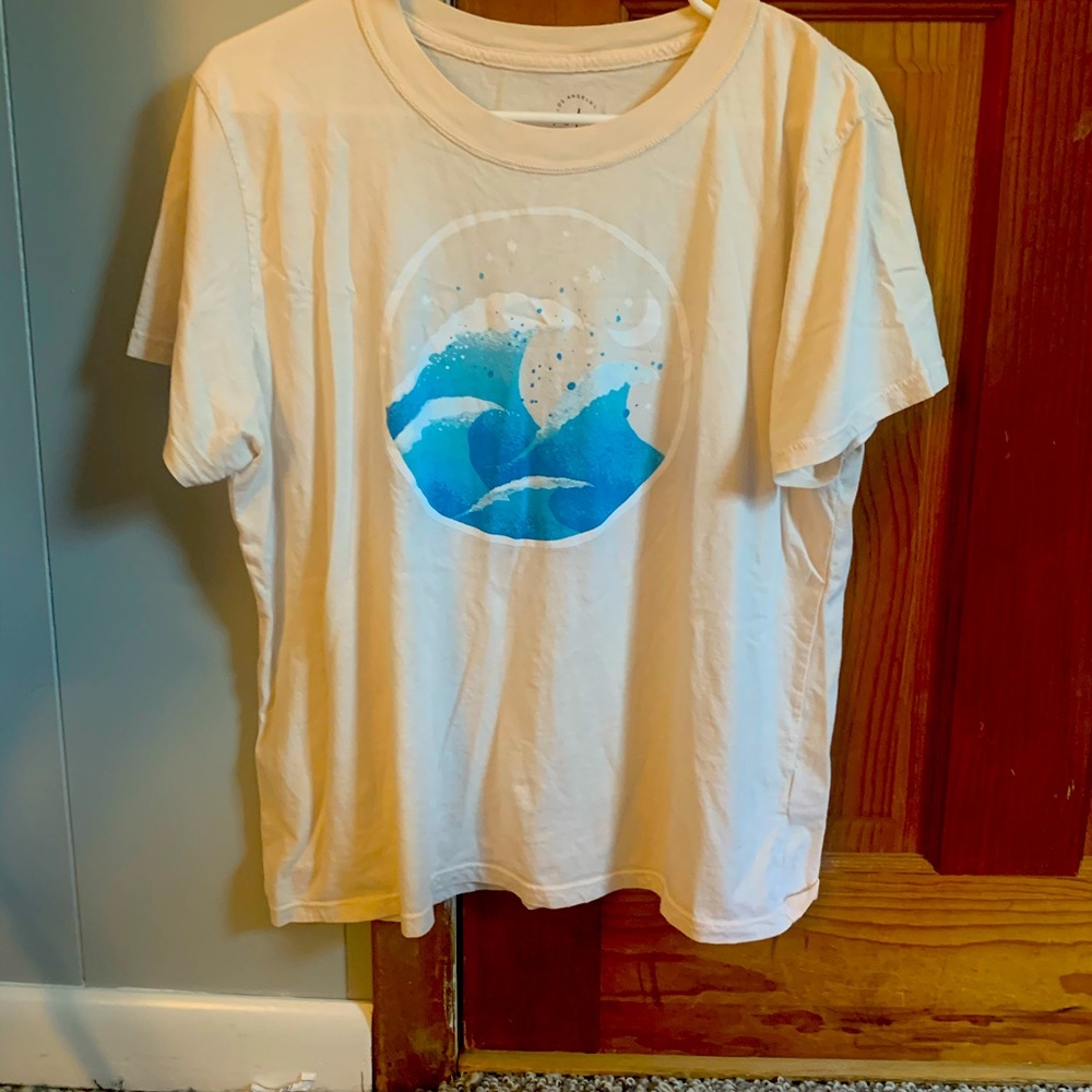 Graphic tee